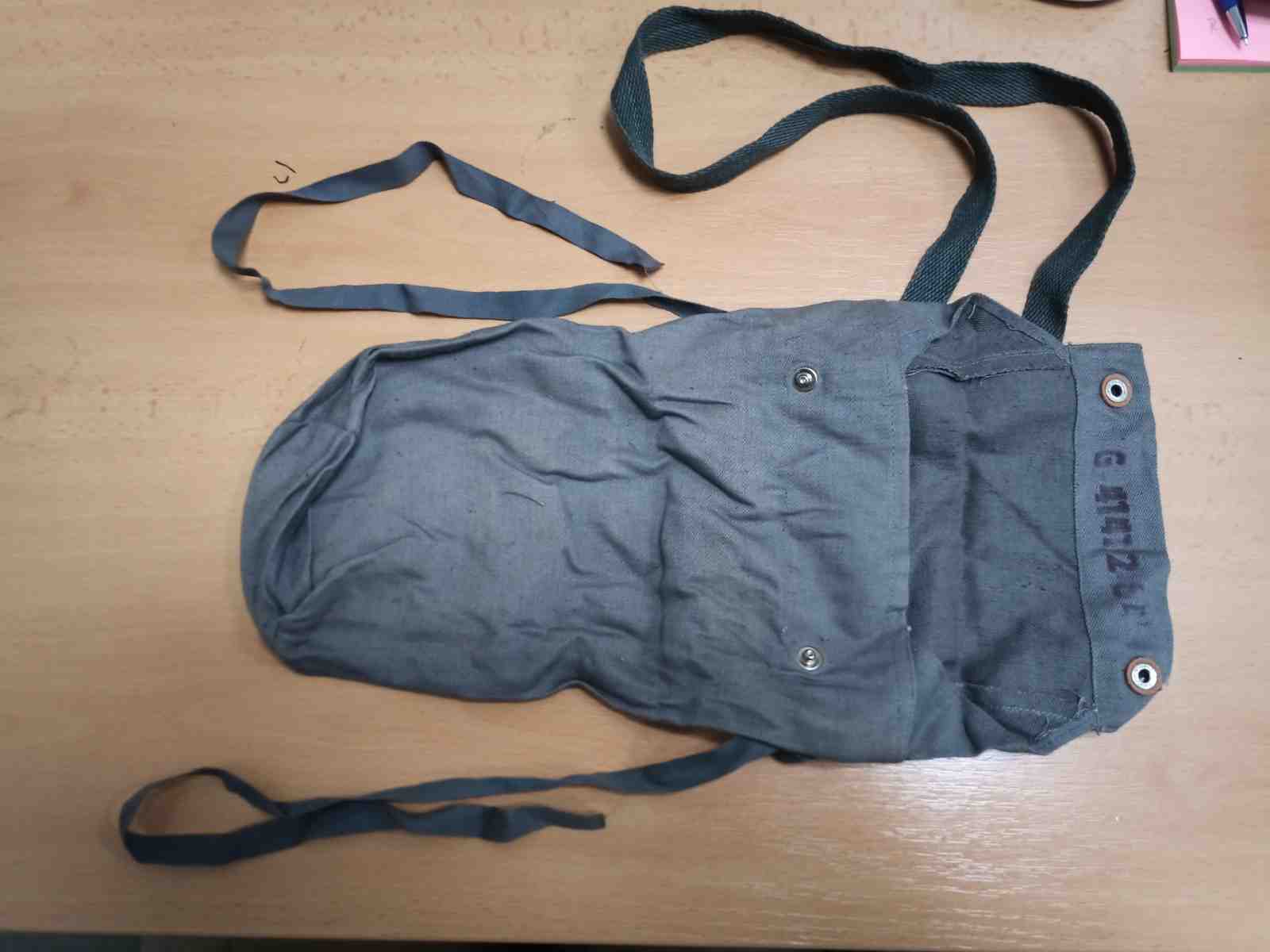 Pouzdro, obal, mošna na plynovou masku ŠEDÁ