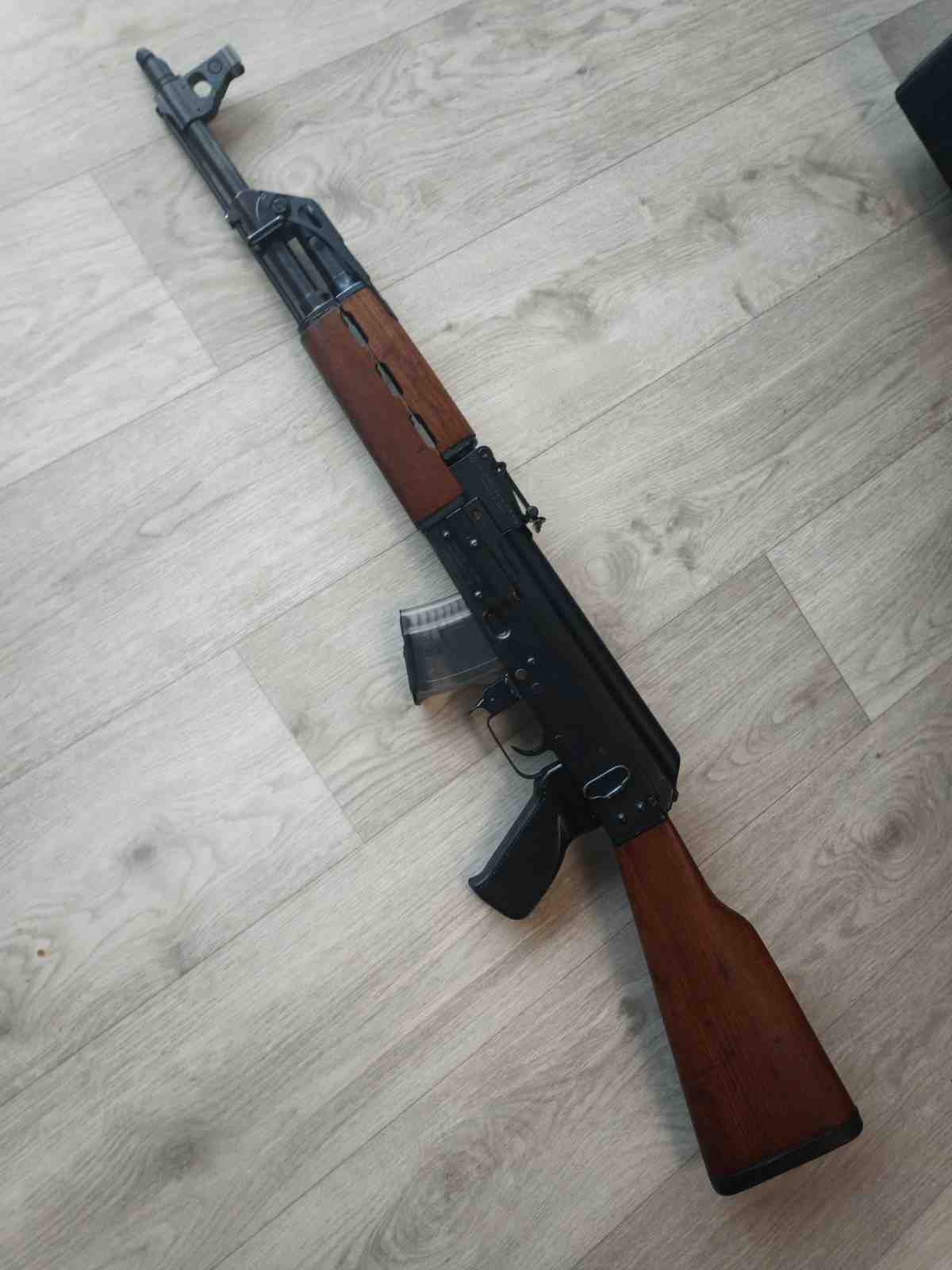 Zastava M70B1 SEMI samonabíjecí puška