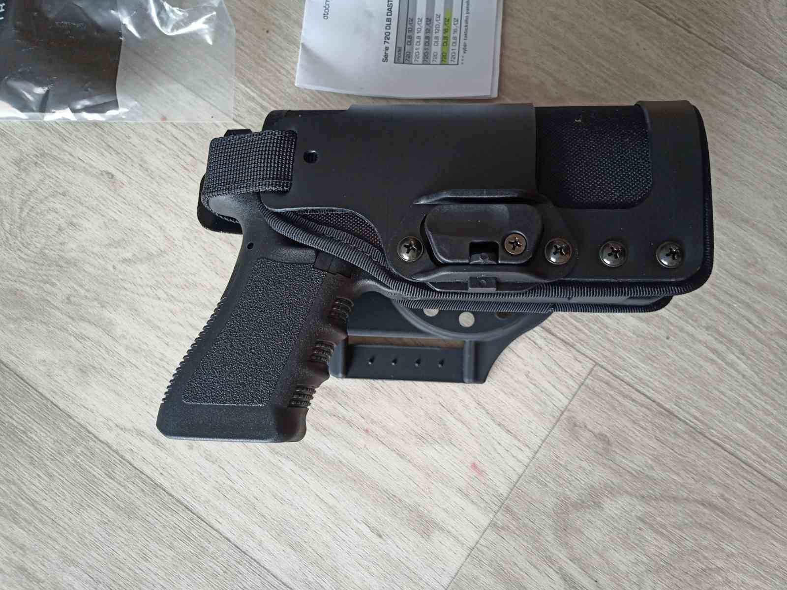 Pouzdro P-10F, GLOCK 17, DASTA 720 DLB 16/OZ