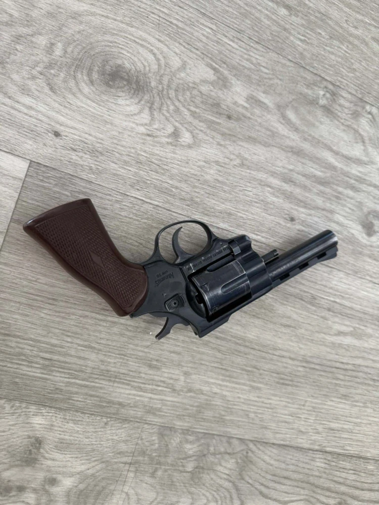 Revolver ARMINIUS