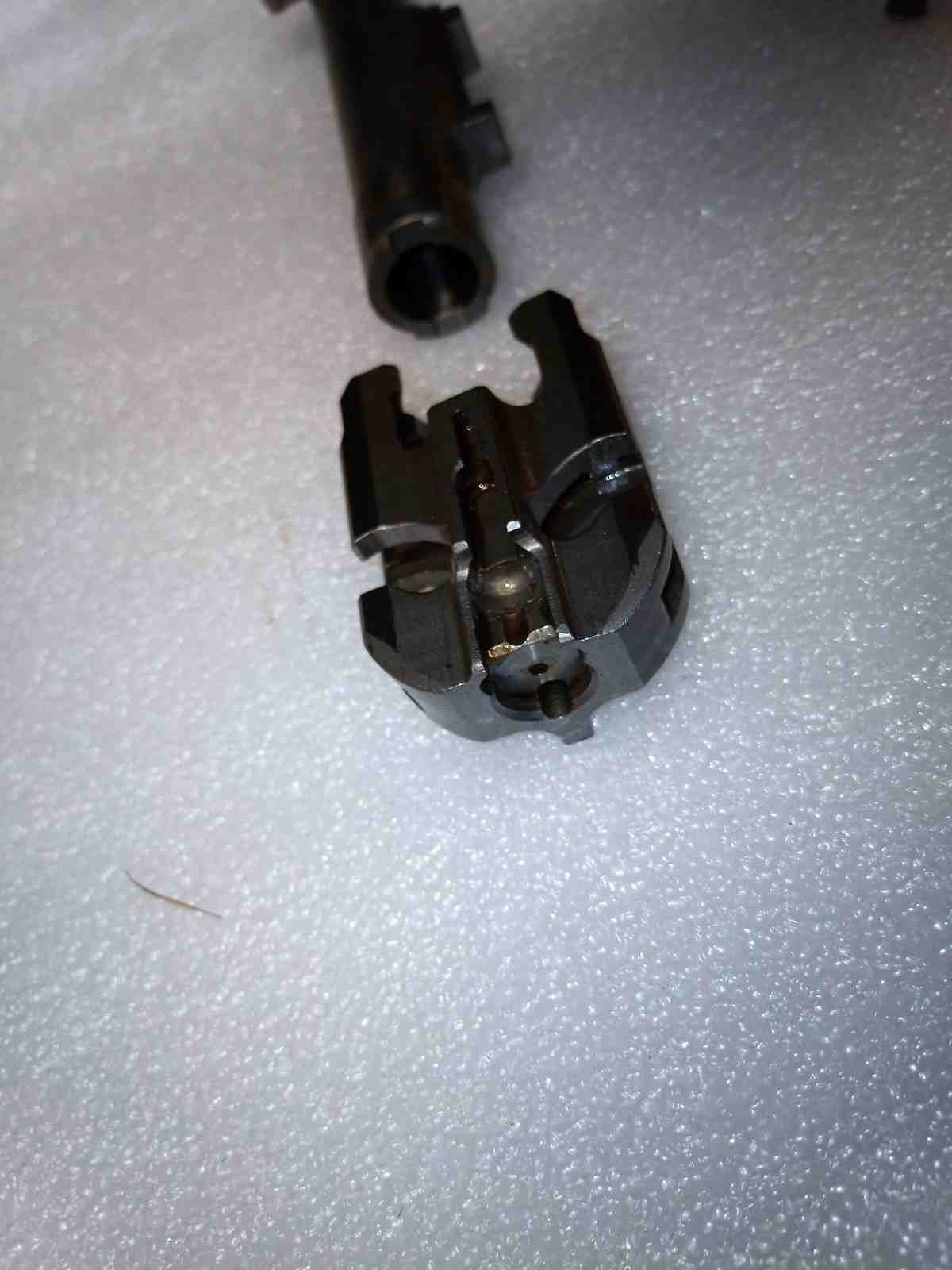 Závěr samonabíjecí pušky M53 / MG42