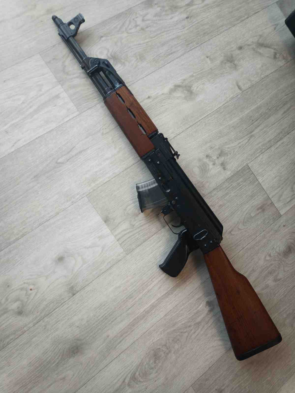 Zastava M70B1 SEMI samonabíjecí puška