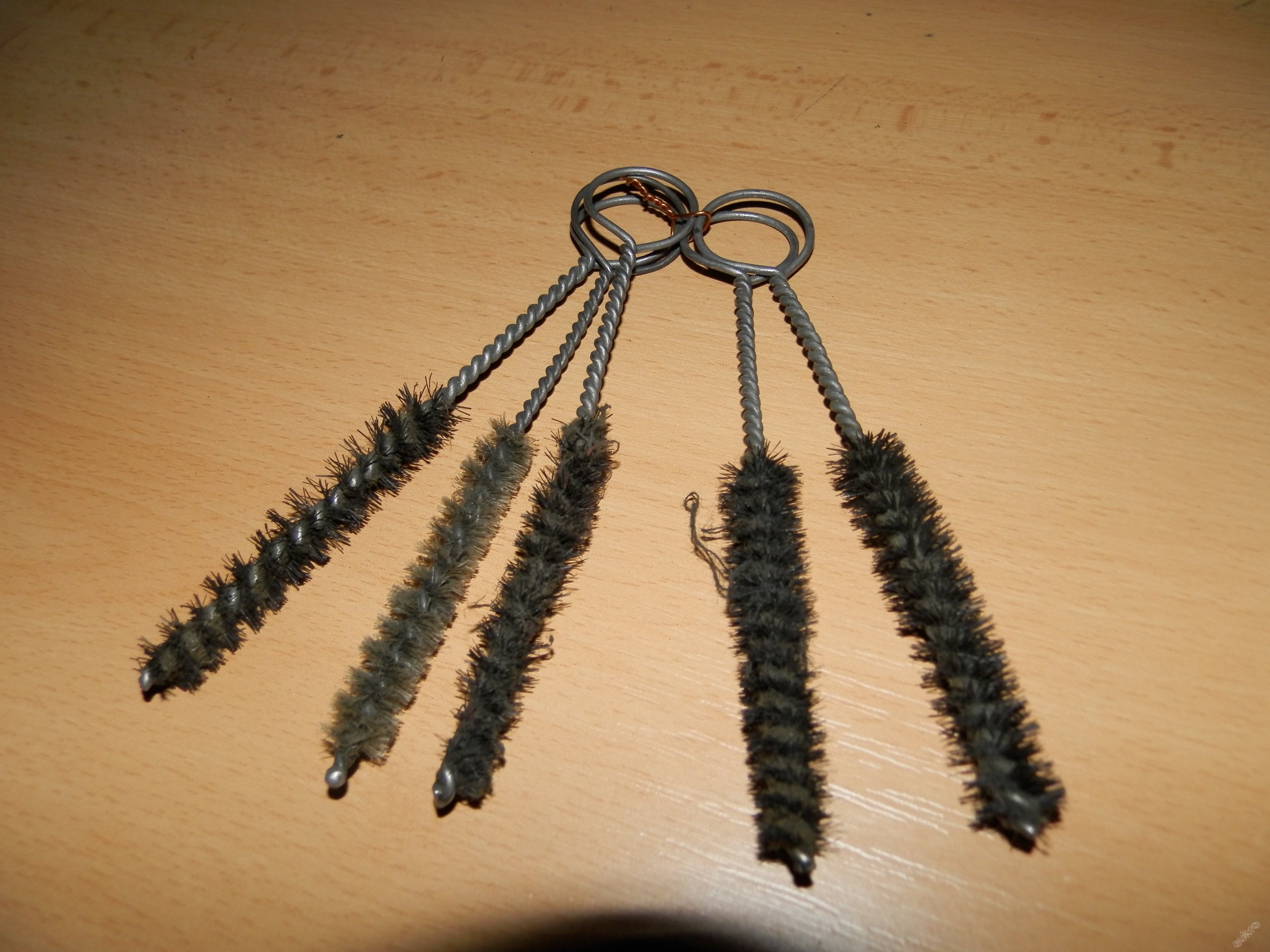 Sada použitých kartáčků 7,6 - 9mm, soc. výroba - G09E 