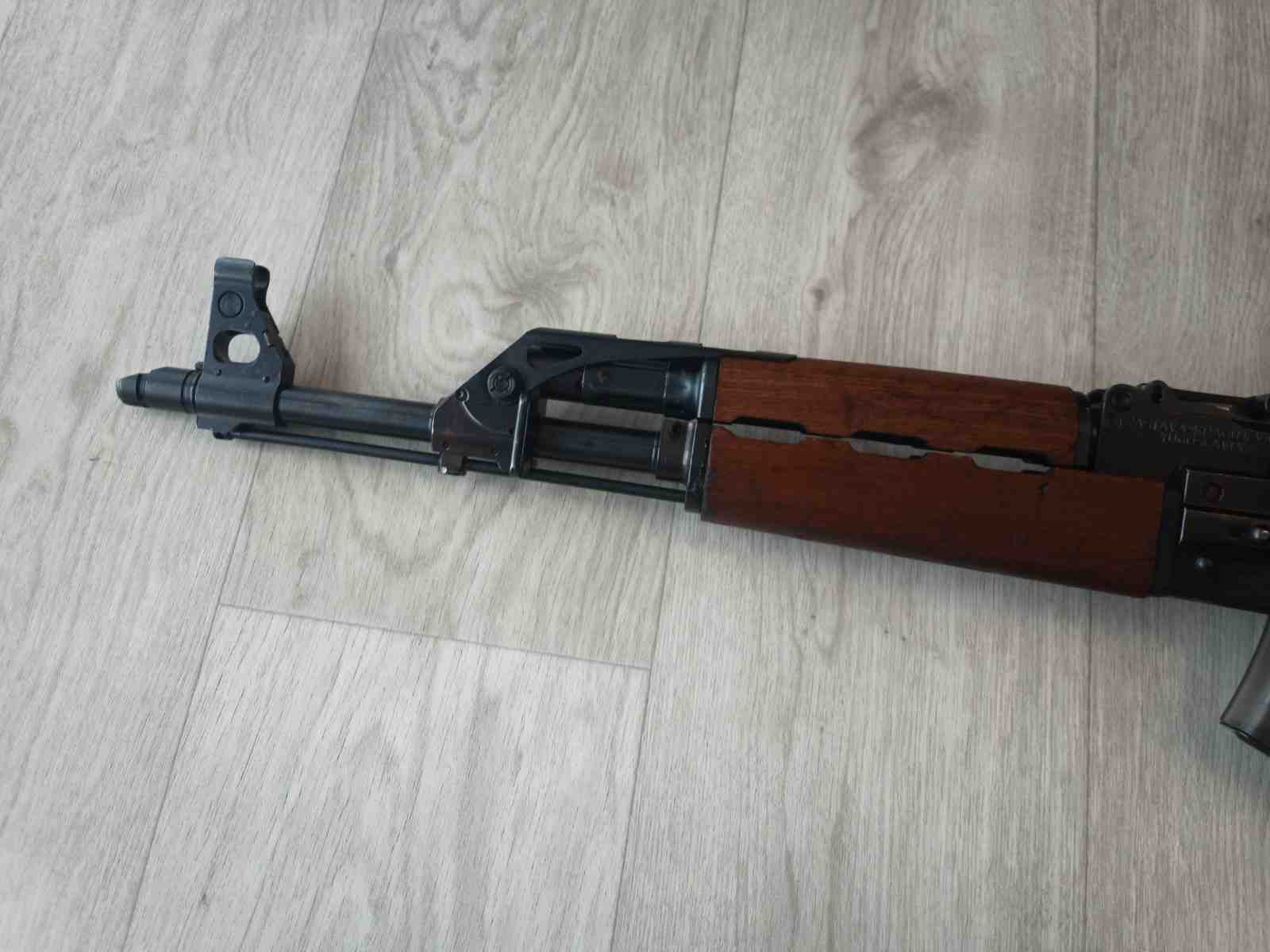 Zastava M70B1 SEMI samonabíjecí puška
