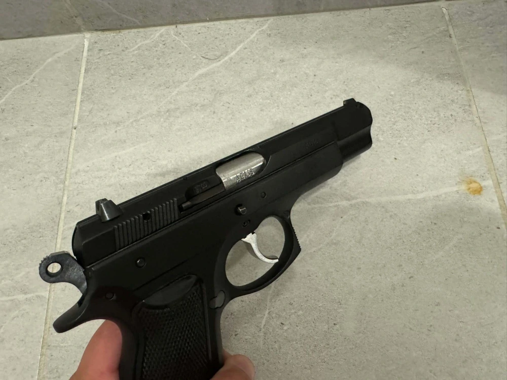 Pistole CZ 75 B