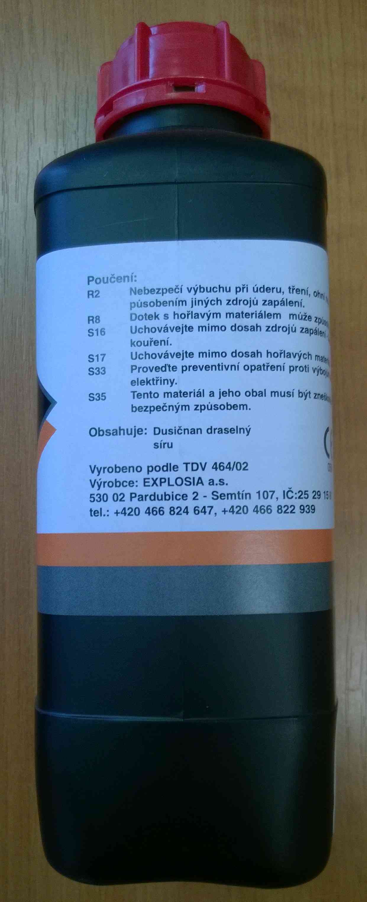 Černý prach VESUVIT LC 1kg