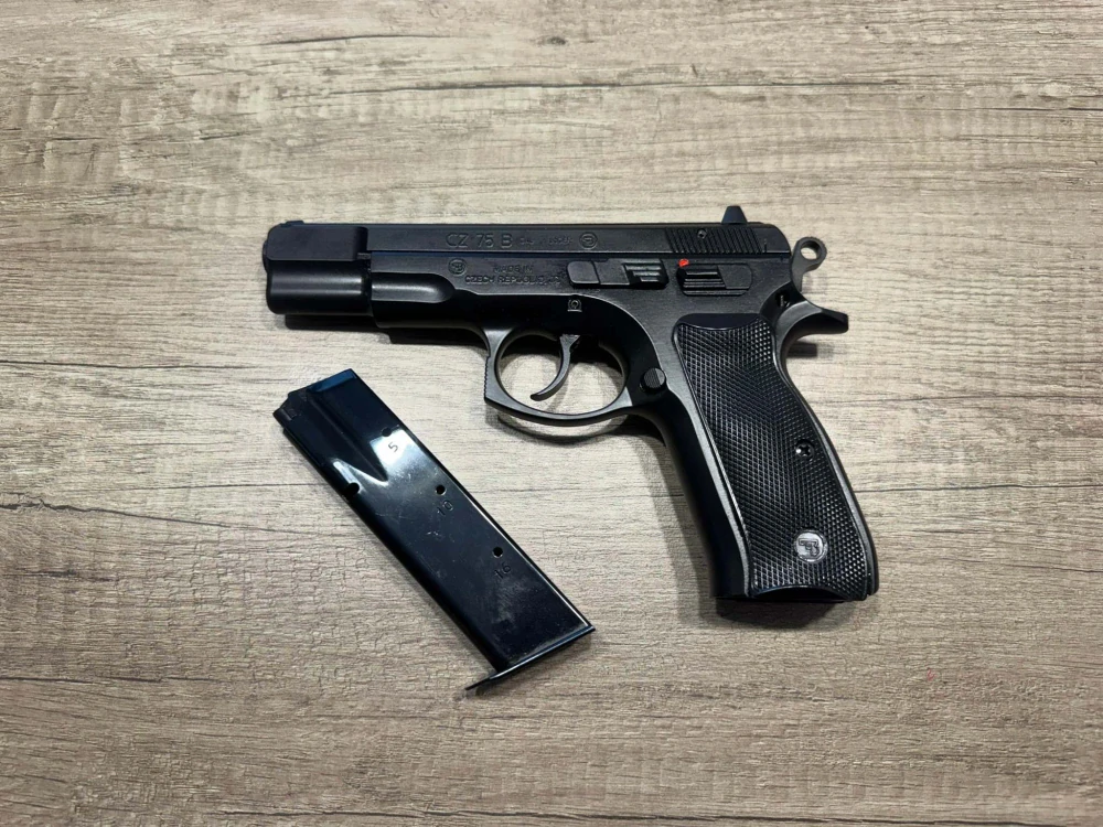 CZ 75 B - STŘELBY