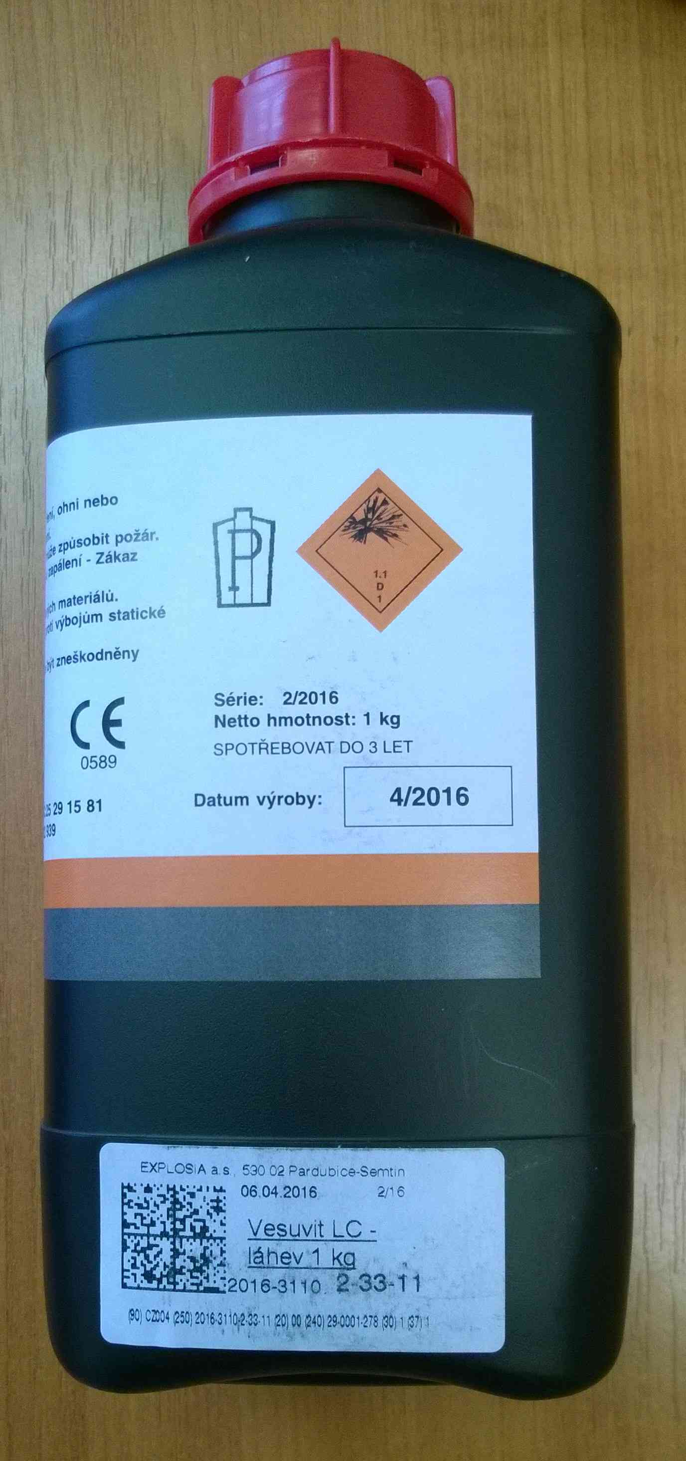 Černý prach VESUVIT LC 1kg