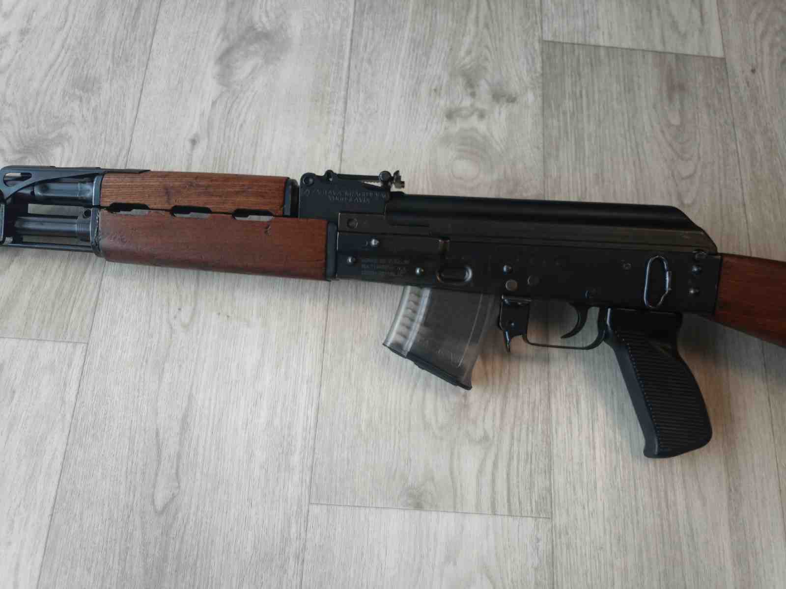 Zastava M70B1 SEMI samonabíjecí puška