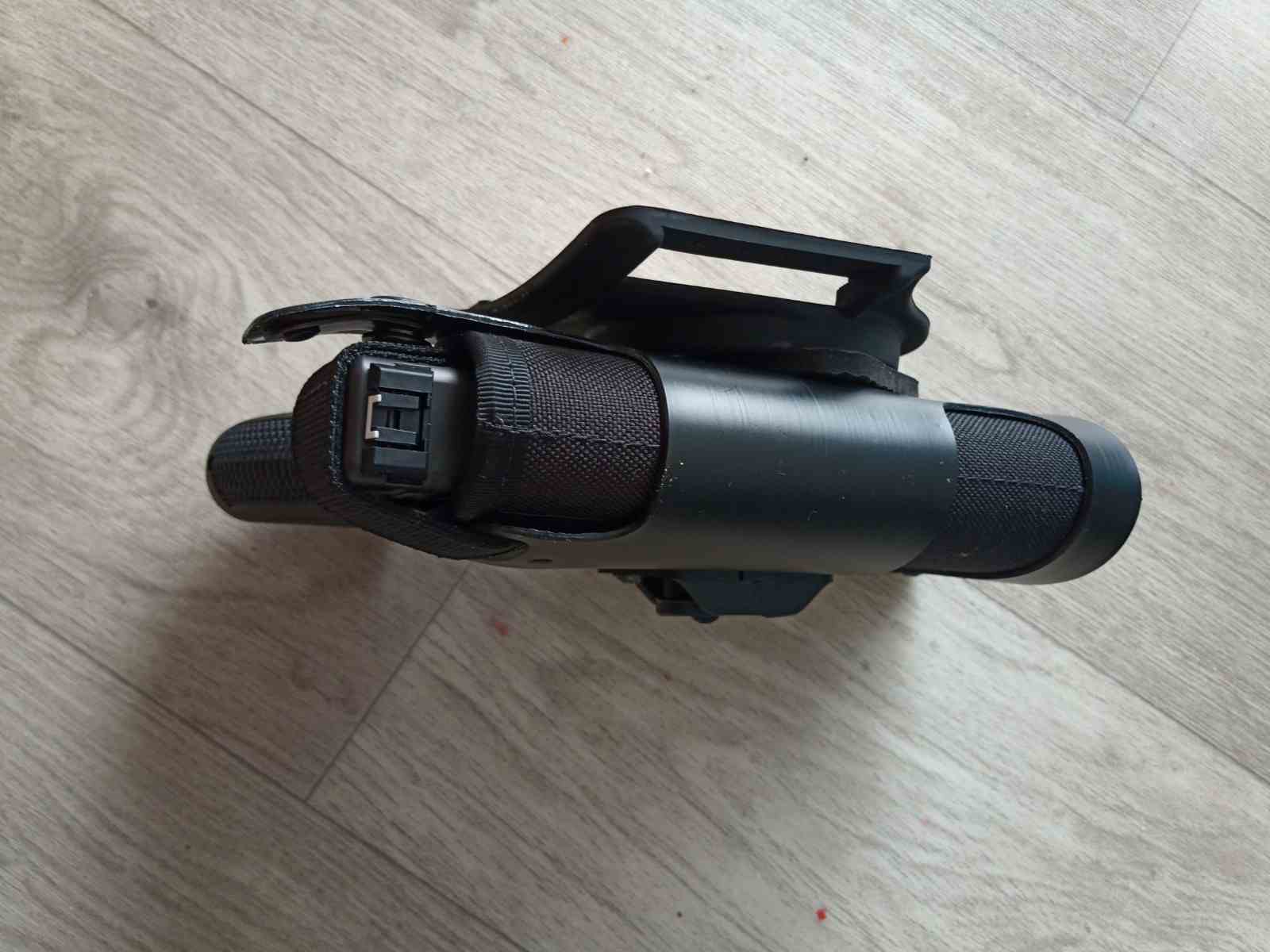 Pouzdro P-10F, GLOCK 17, DASTA 720 DLB 16/OZ