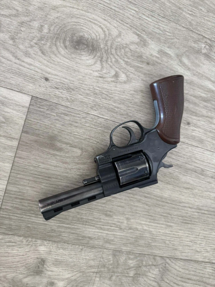 Revolver ARMINIUS