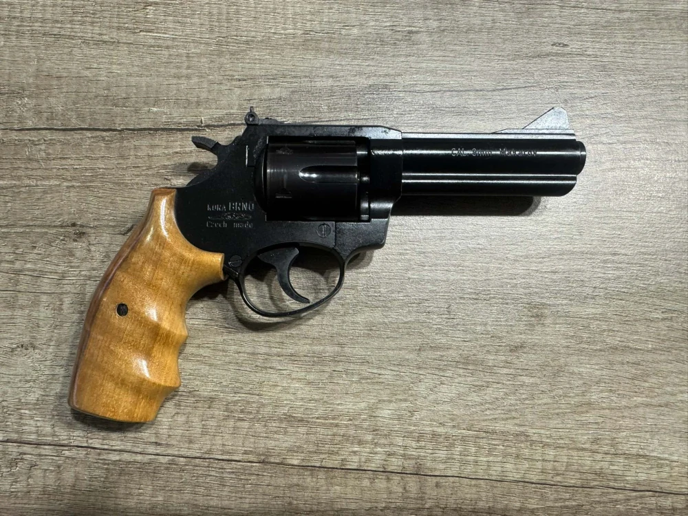 Revolver KORA 4" MAKAROV - STŘELBY