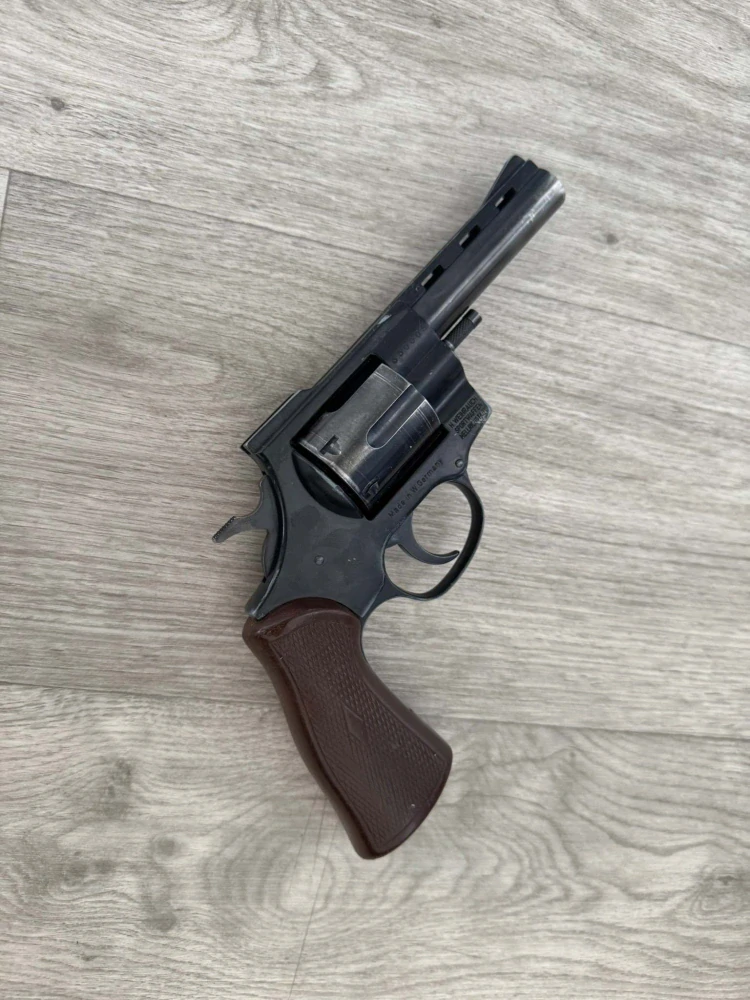Revolver ARMINIUS